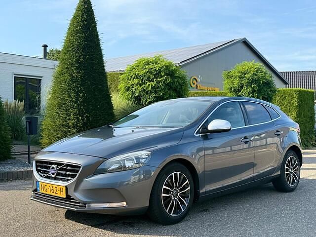 Grijs Gebruikt 2012 Volvo V40 Summum Stationwagen | € 4.999 (Eerlijke prijs) - Afbeelding 1/4