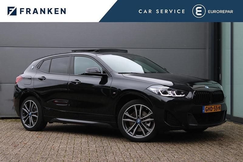 Zwart Gebruikt 2023 BMW X2 Executive SUV | € 37.145 - Afbeelding 1/4