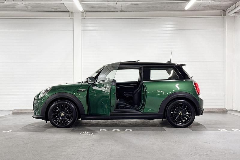 Occasion Mini Cooper 135 kW (184 PK) 2023 British racing green (c3b) Hatchback