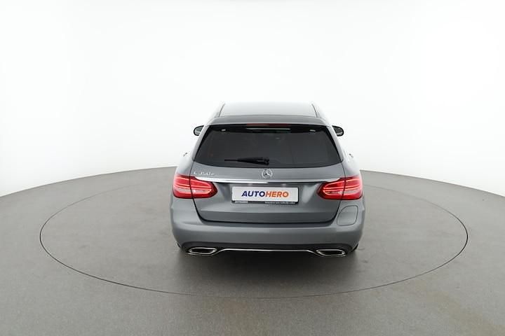 Occasion Mercedes C350 Avantgarde 2015 Grijs (metallic) Stationwagen