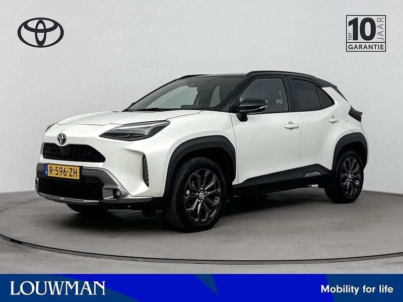 Wit Gebruikt 2022 Toyota Yaris Hybrid X-plore SUV | € 26.995 (Duur) - Afbeelding 1/4