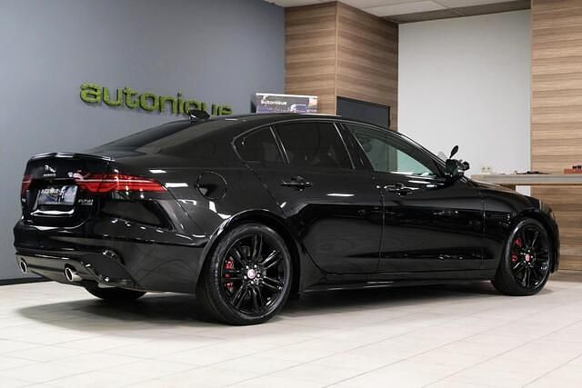 Occasion Jaguar XE R-Dynamic 250 PK (183 kW) 2019 Zwart (metallic) Sedan