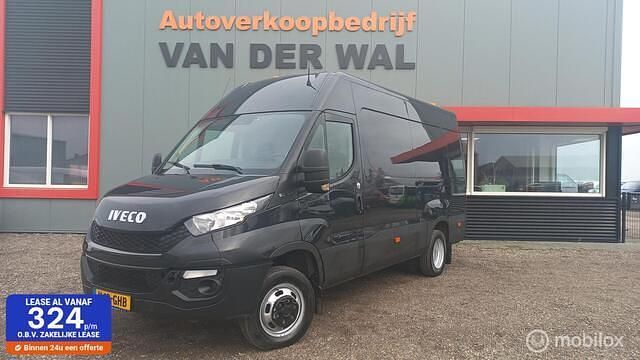 Zwart Gebruikt 2018 Iveco Daily Van | € 19.999 (Eerlijke prijs) - Afbeelding 1/4