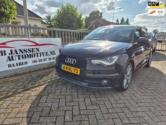 Zwart Gebruikt 2013 Audi A1 Sportback Admired Hatchback | € 8.950 (Eerlijke prijs) - Afbeelding 1/4