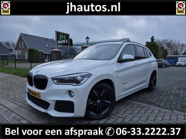 Wit Gebruikt 2017 BMW X1 Executive SUV | € 26.900 - Afbeelding 1/4