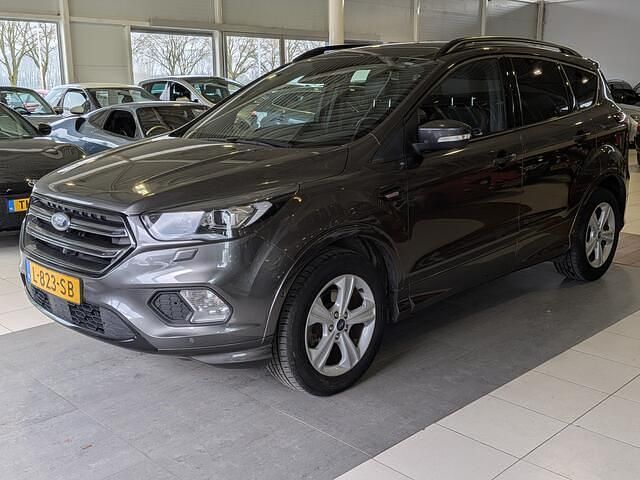 Occasion Ford Kuga Vignale 150 PK (110 kW) 2018 Grijs (metallic) SUV