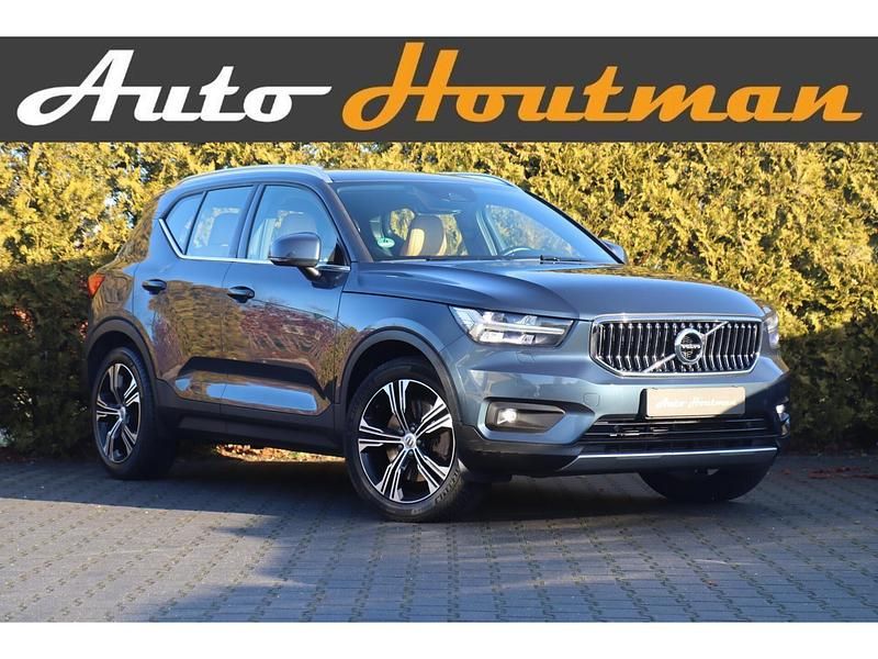 Blauw Occasion 2020 Volvo XC40 Inscription SUV | € 27.940 (Eerlijke prijs) - Afbeelding 1/4