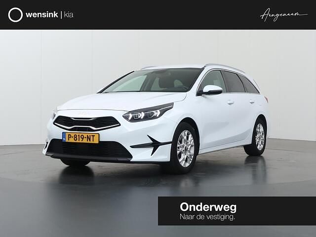 Wit Gebruikt 2022 Kia Ceed Sportswagon Stationwagen | € 22.435 (Iets duurder) - Afbeelding 1/4