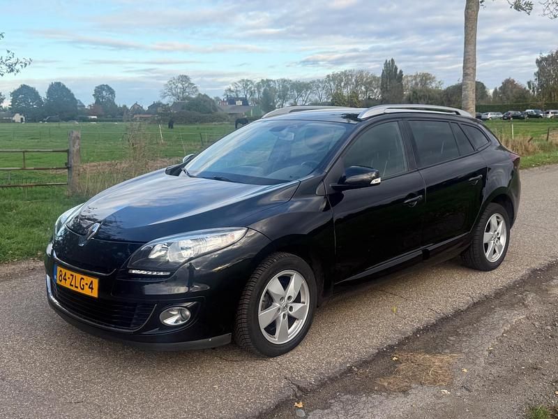 Zwart Gebruikt 2012 Renault Mégane GrandTour Collection Stationwagen | € 2.800 (Eerlijke prijs) - Afbeelding 1/4
