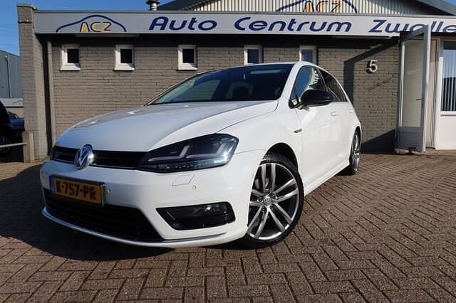 Occasion VW Golf VII Edition 123 PK (90 kW) 2014 Wit Hatchback
