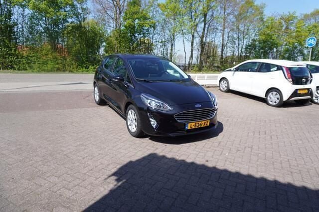 Zwart Gebruikt 2021 Ford Fiesta Titanium Hatchback | € 13.844 (Super prijs) - Afbeelding 1/4