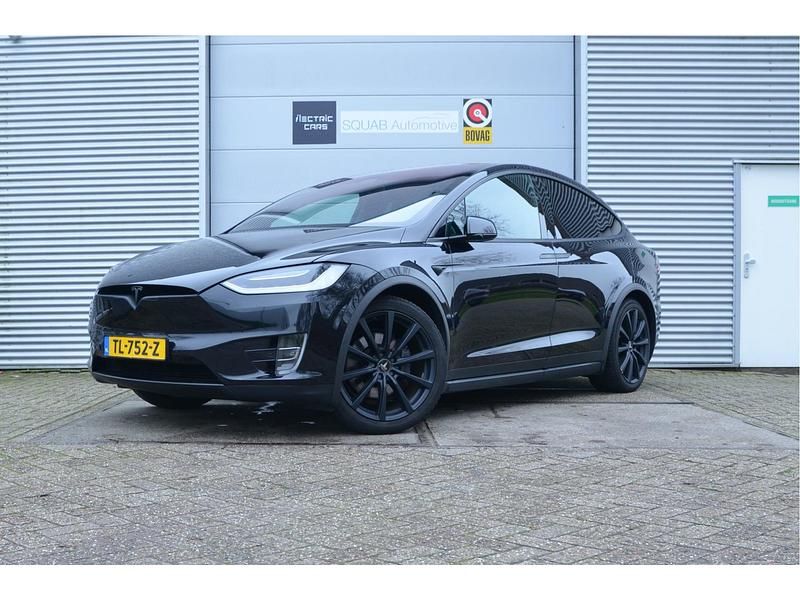 Zwart Occasion 2018 Tesla Model X SUV | € 34.999 (Iets duurder) - Afbeelding 1/4