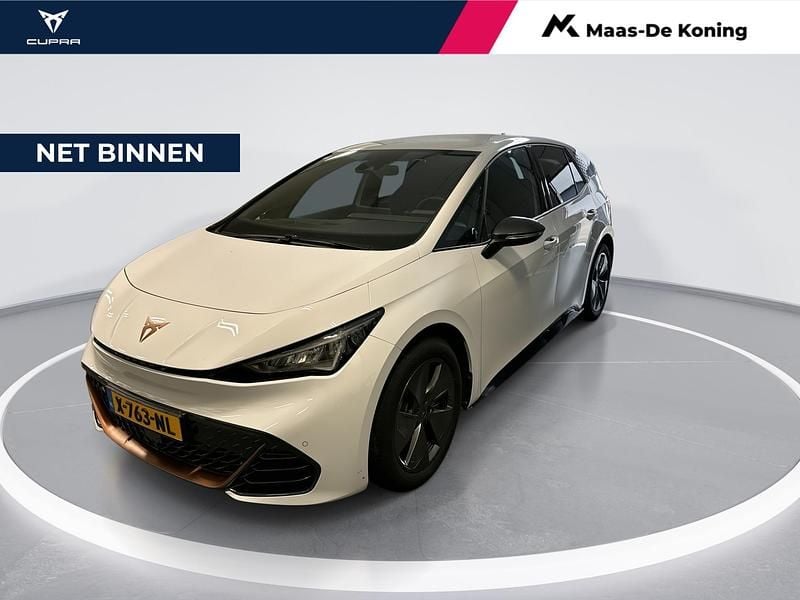 Wit Gebruikt 2024 Cupra Born Hatchback | € 27.740 (Eerlijke prijs) - Afbeelding 1/4