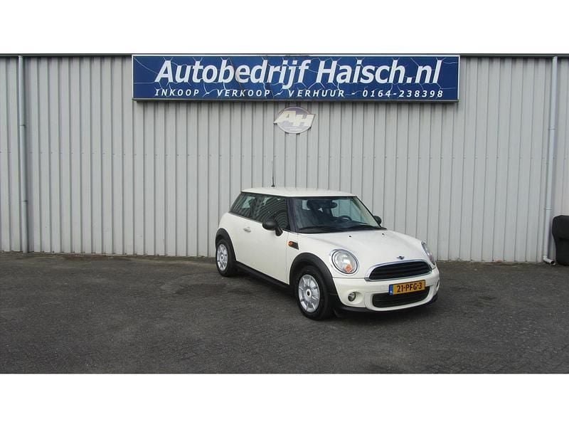 Wit Gebruikt 2011 Mini ONE Hatchback | € 3.950 (Goede deal) - Afbeelding 1/4