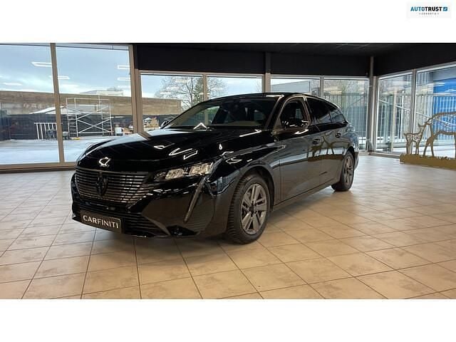 Zwart (metallic) Gebruikt 2024 Peugeot 308 SW Allure Stationwagen | € 19.500 (Super prijs) - Afbeelding 1/4