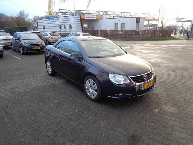 Blauw Occasion 2009 VW Eos Cabriolet | € 3.750 (Goede deal) - Afbeelding 1/4