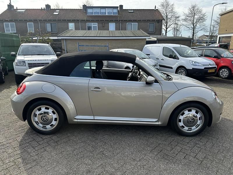 Occasion VW Beetle Cabriolet Design 105 PK (77 kW) 2013 Grijs Cabriolet