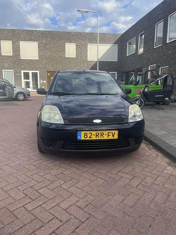 Occasion Ford Fiesta Style 69 PK (50 kW) 2005 Blauw Hatchback
