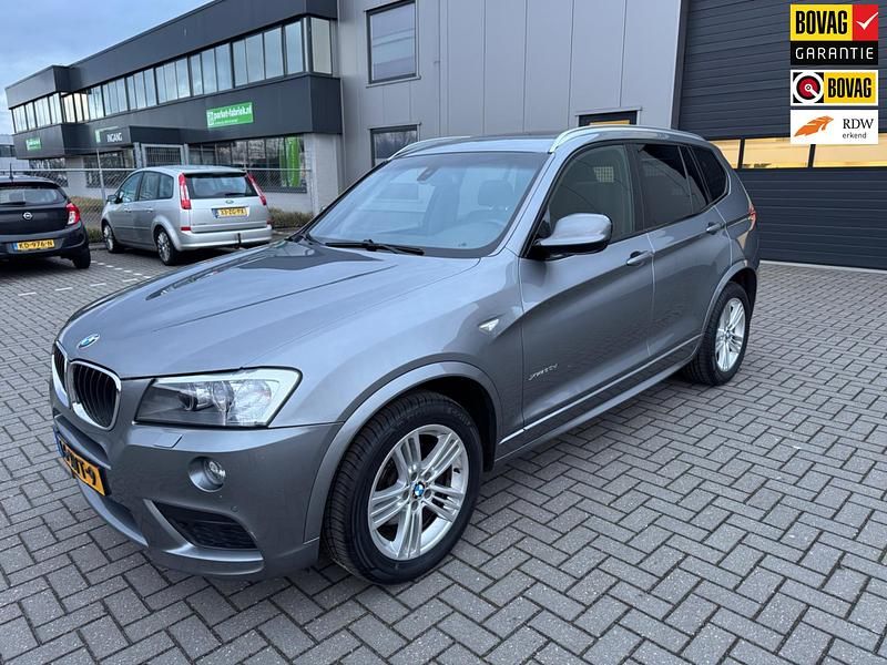 Grijs Occasion 2011 BMW X3 Executive SUV | € 11.999 (Eerlijke prijs) - Afbeelding 1/4
