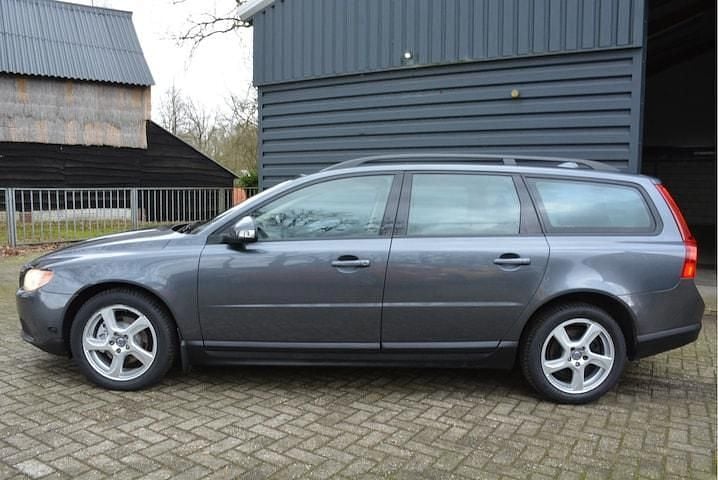 Occasion Volvo V70 Kinetic 2009 Grijs (metallic) Stationwagen