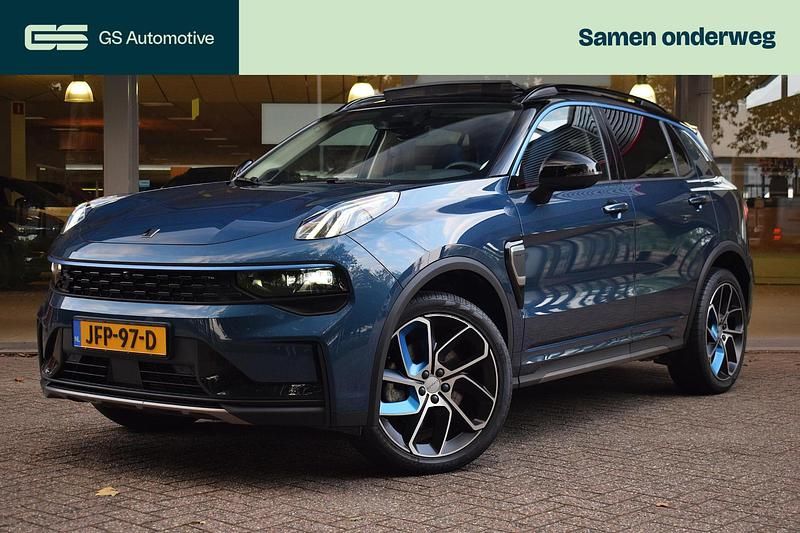 Blauw Gebruikt 2023 Lynk & Co 01 SUV | € 26.405 (Eerlijke prijs) - Afbeelding 1/4