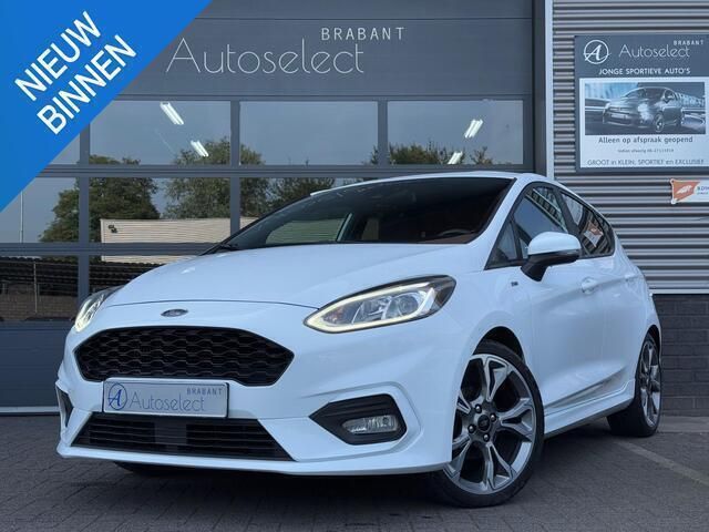 Wit, metallic lak Gebruikt 2018 Ford Fiesta ST-Line Hatchback | € 12.490 (Eerlijke prijs) - Afbeelding 1/4
