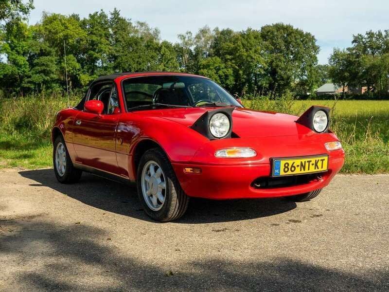 Rood Gebruikt 1997 Mazda MX5 Cabriolet | € 10.500 - Afbeelding 1/4