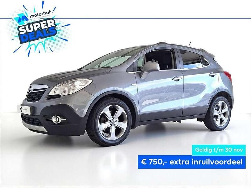 Grijs Gebruikt 2013 Opel Mokka Cosmo SUV | € 10.576 (Goede deal) - Afbeelding 1/4