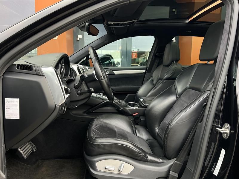 Occasion Porsche Cayenne 421 PK (309 kW) 2012 Zwart SUV