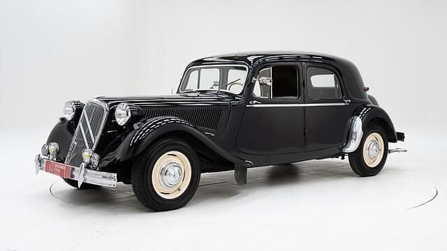 Overige Occasion 1953 Citroën Traction Avant Stationwagen | € 29.950 - Afbeelding 1/4