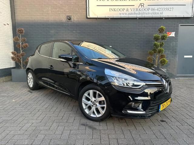 Zwart Gebruikt 2018 Renault Clio IV LIMITED Hatchback | € 9.950 (Eerlijke prijs) - Afbeelding 1/4