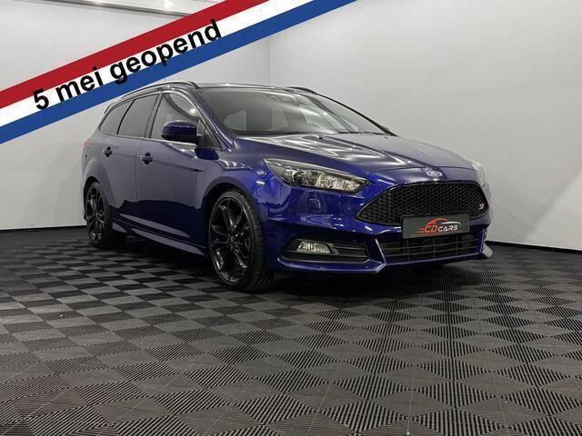 Blauw Gebruikt 2016 Ford Focus ST Stationwagen | € 16.950 (Eerlijke prijs) - Afbeelding 1/4
