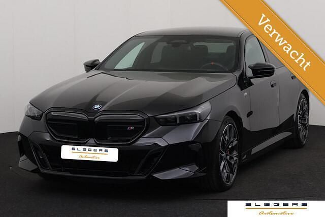 Zwart (metallic) Occasion 2024 BMW i5 Performance Sedan | € 69.450 (Super prijs) - Afbeelding 1/4