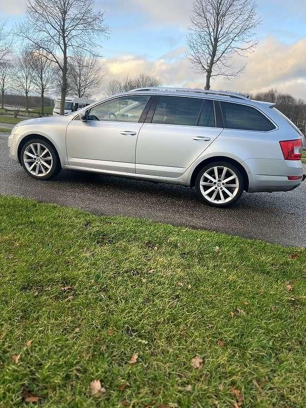 Occasion Skoda Octavia Elegance 140 PK (102 kW) 2014 Hatchback