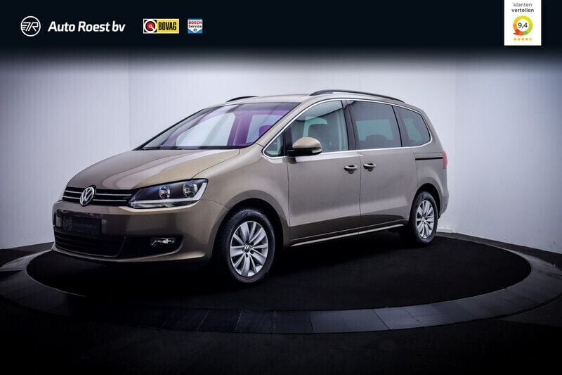 Grijs Gebruikt 2018 VW Sharan Comfortline MPV | € 30.925 (Eerlijke prijs) - Afbeelding 1/4
