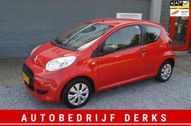 Rood Gebruikt 2011 Citroën C1 Hatchback | € 2.950 (Iets duurder) - Afbeelding 1/4