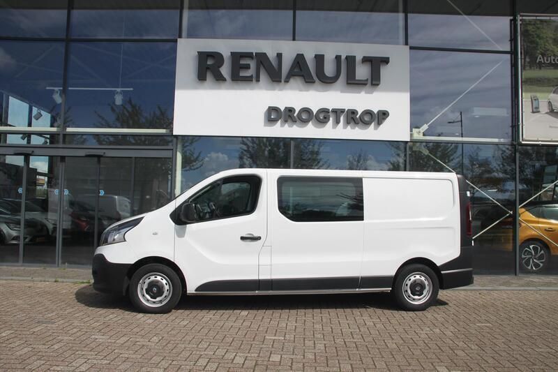 Wit Gebruikt 2018 Renault Trafic Van | € 18.665 - Afbeelding 1/4