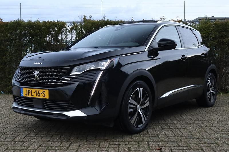 Zwart Gebruikt 2023 Peugeot 3008 GT SUV | € 29.895 (Eerlijke prijs) - Afbeelding 1/4