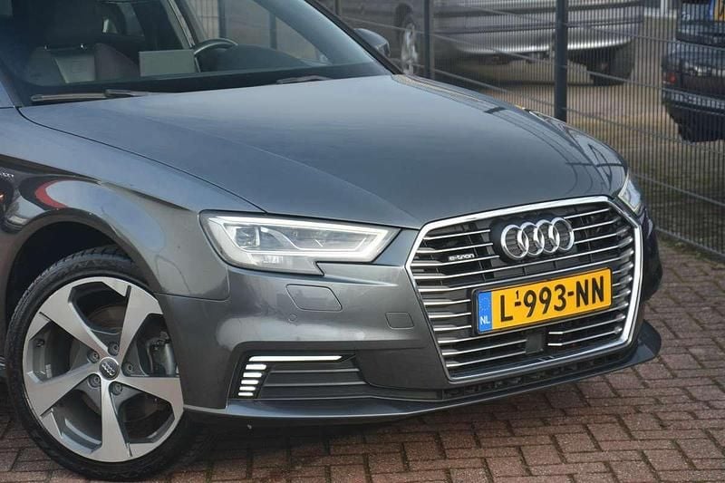 Occasion Audi A3 Sportback e-tron Sport 2016 Grijs Hatchback