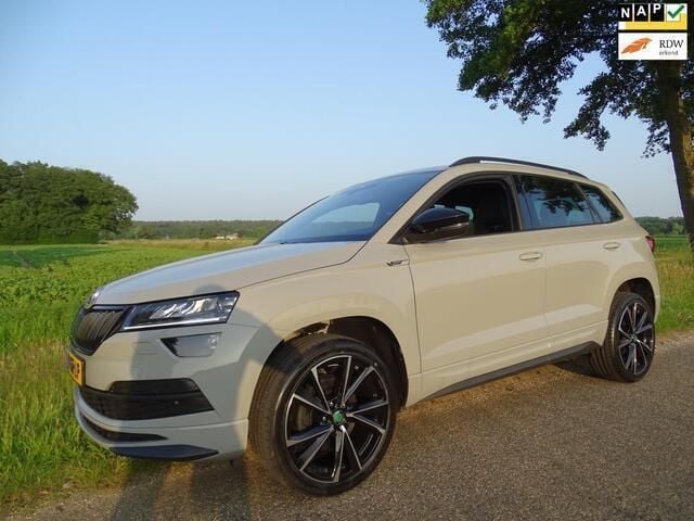 Grijs Gebruikt 2021 Skoda Karoq Business Line SUV | € 25.900 (Eerlijke prijs) - Afbeelding 1/4