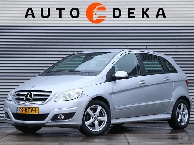 Grijs (metallic) Occasion 2009 Mercedes B170 MPV | € 5.650 (Eerlijke prijs) - Afbeelding 1/4