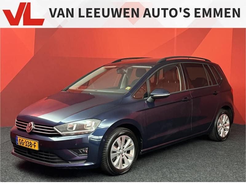 Blauw Occasion 2014 VW Golf Sportsvan Highline MPV | € 7.448 - Afbeelding 1/4