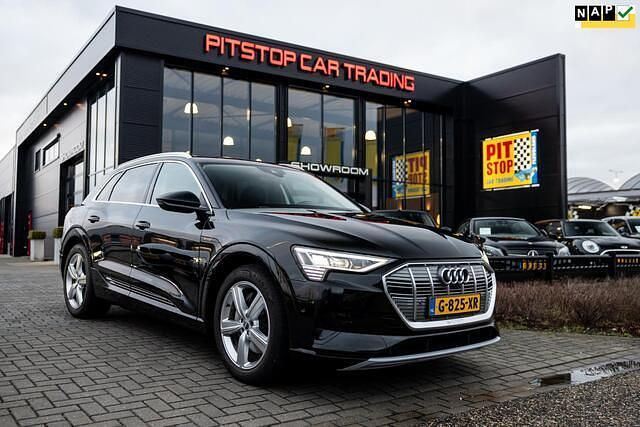 Zwart Occasion 2019 Audi e-tron Basis SUV | € 18.950 (Goede deal) - Afbeelding 1/3