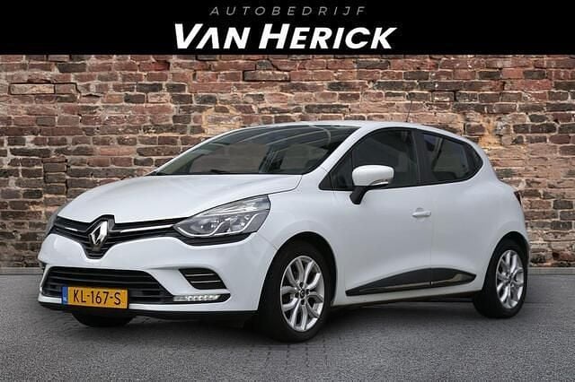 Wit Gebruikt 2016 Renault Clio IV Zen Hatchback | € 11.945 (Eerlijke prijs) - Afbeelding 1/4