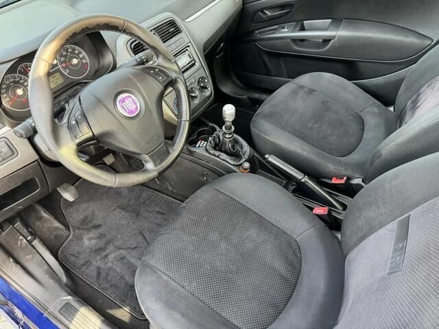 Occasion Fiat Grande Punto 77 PK (56 kW) 2008 Blauw Hatchback