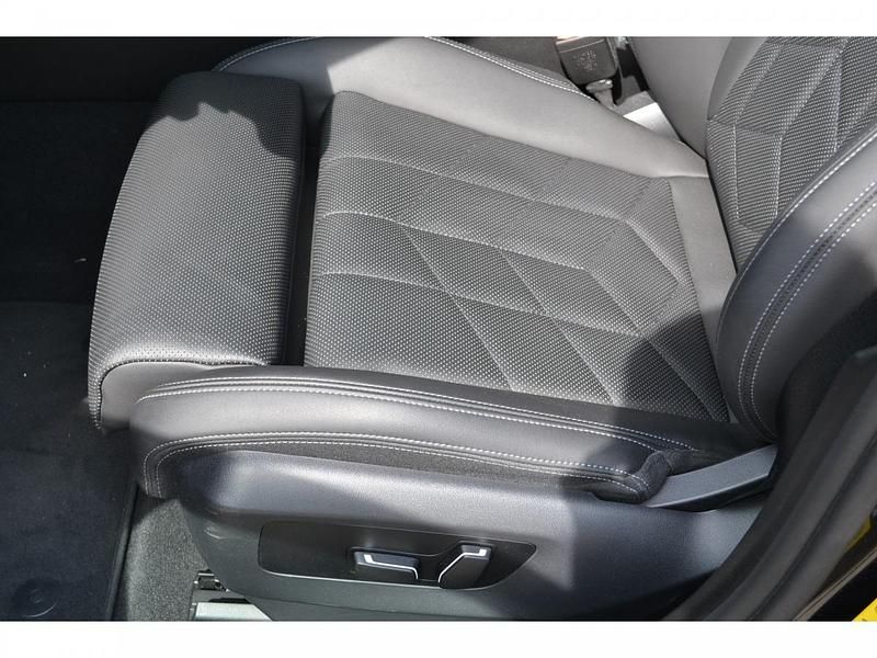 Occasion BMW 530e Shadowline 190 PK (139 kW) 2024 Saphirschwarz (donker zwart metallic) Sedan