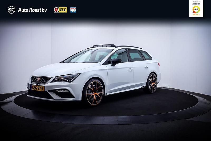 Wit Occasion 2019 Cupra Leon Stationwagen | € 26.225 (Eerlijke prijs) - Afbeelding 1/4