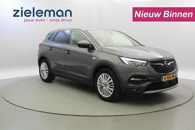 Grijs Gebruikt 2019 Opel Grandland X Innovation SUV | € 16.345 (Eerlijke prijs) - Afbeelding 1/4