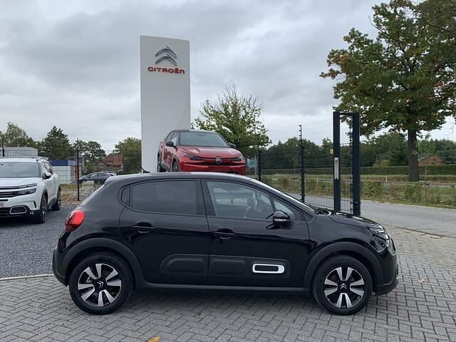 Zwart Gebruikt 2023 Citroën C3 Shine Hatchback | € 13.950 (Goede deal) - Afbeelding 1/4