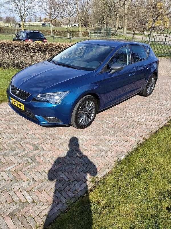 Occasion Seat Leon 160 PK (117 kW) 2016 Blauw Hatchback